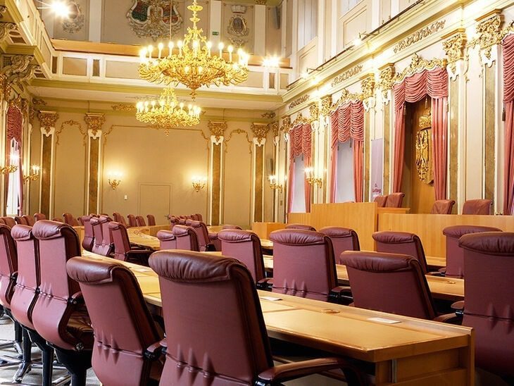 Зал заседаний парламента в замке Ландхаус, Линц