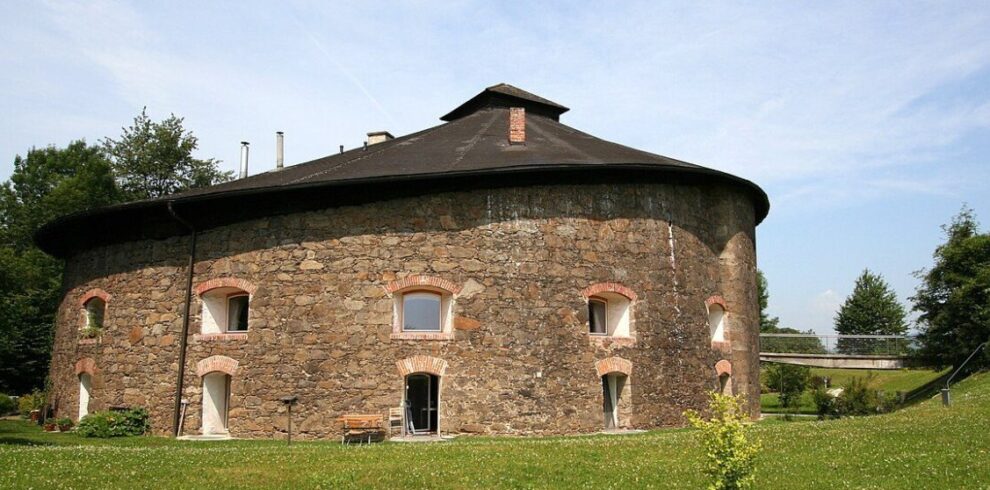 Башня 9 Аполлония в Леондинге