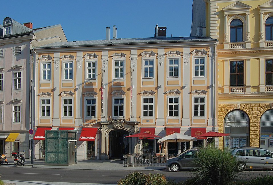 Дом Штархембергов, Promenade 9, Линц
