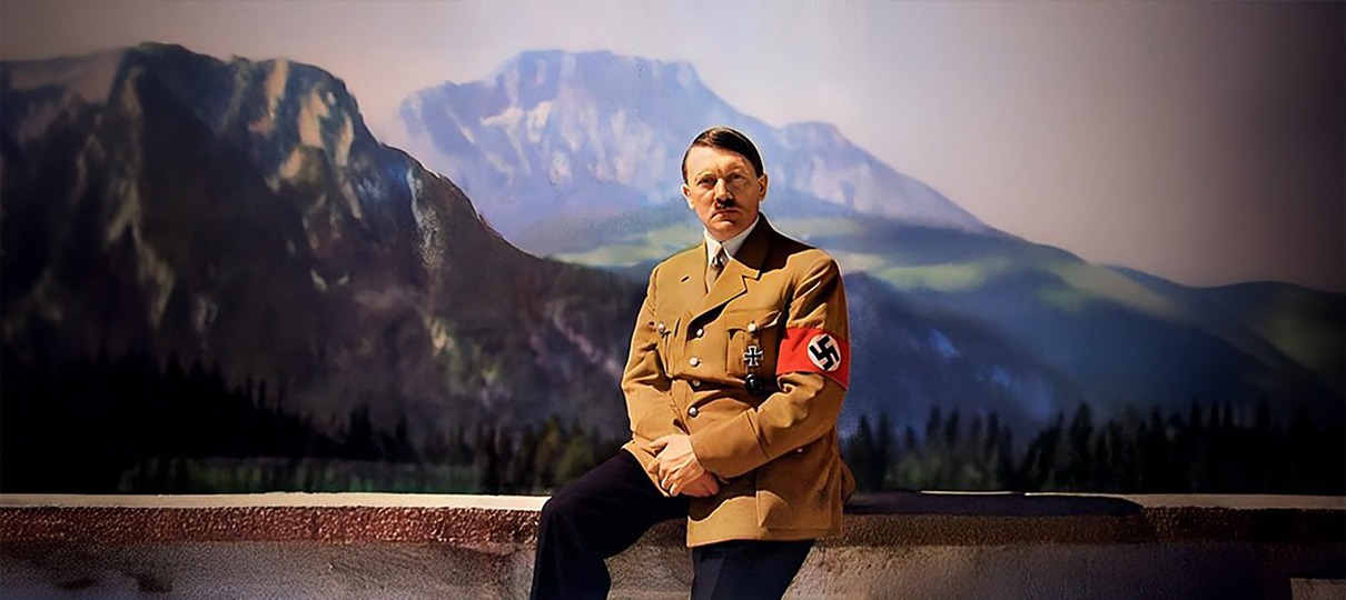 Адольф Гитлер